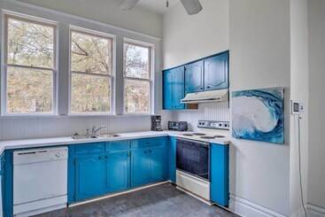 Pet Friendly Shreveport Home ~ 1 Mile To Downtown!
