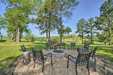 Relaxing Rural Harrison Home   11 Mi To Town