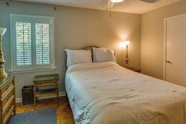 Spacious Downtown Montgomery Home W/ Yard, Patio!
