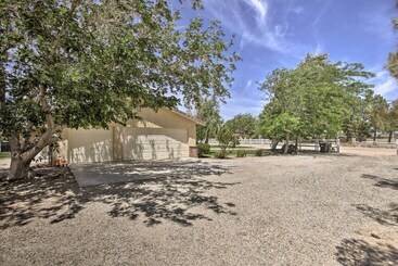 Spacious Lancaster Family Ranch   Bbq & Patio