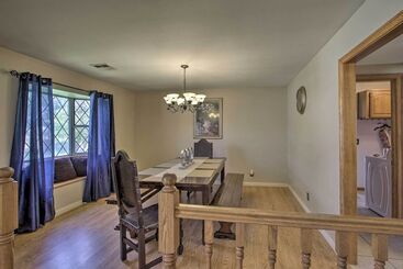 Spacious Lancaster Family Ranch   Bbq & Patio