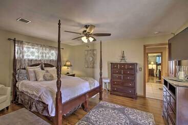 Spacious Lancaster Family Ranch   Bbq & Patio