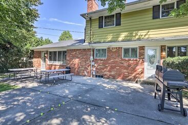 Toledo Home W/ Direct Golf Course Access!