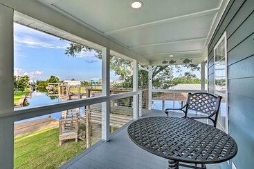 بيت ريفى Waterfront Bay St Louis Home W/ River Access!