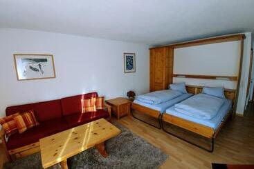 Aparthotel Chesa Bellaval