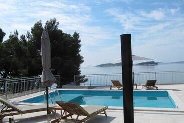 Beach House Nono