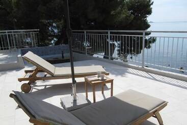 Beach House Nono