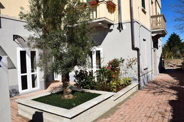 B&b Leonardo