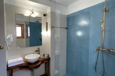 Bed and Breakfast Midgard Suites   Medieval Town