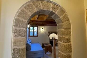Bed and Breakfast Midgard Suites   Medieval Town
