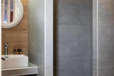 Centro Urban Suites