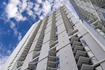 Global Luxury Suites Miami Worldcenter