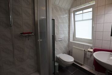 Haus Flieder