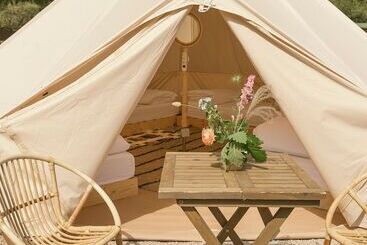 هتل Camping El Garrofer