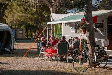 هتل Camping El Garrofer
