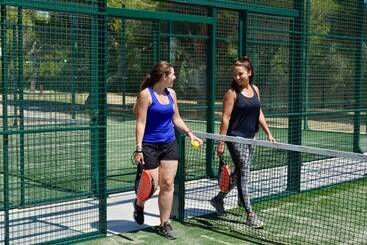 هتل Camping El Garrofer