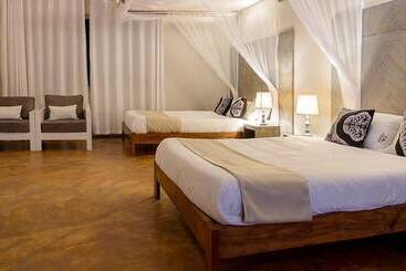 هتل Elephant Plains Lodge