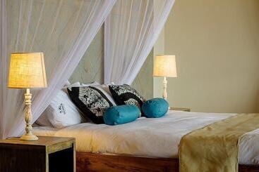 هتل Elephant Plains Lodge