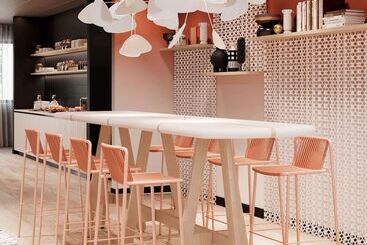 هتل Ibis Styles Porto Vecchio