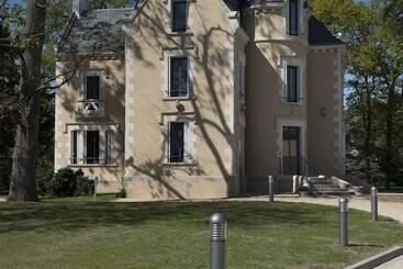 酒店 Le Château Des Plans