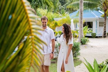 هتل Opoa Beach Hôtel