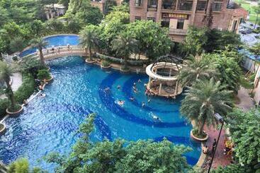 هتل Park Inn By Radisson Beihai Silver Beach Wanda Plaza