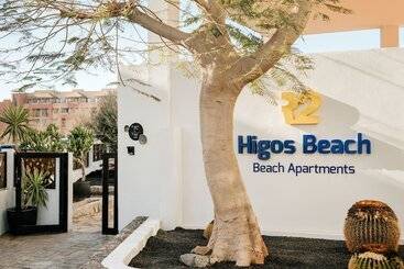 هتل R2 Higos Beach