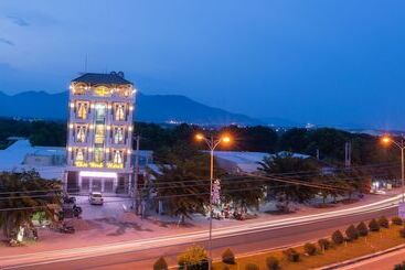 هتل Thoi Binh