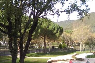 هتل Wecamp Pirineos