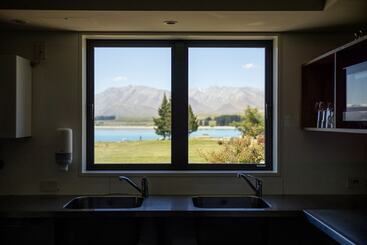 هتل Haka House Lake Tekapo
