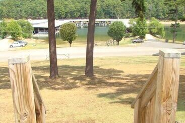 Mountain Harbor King Guest Room On Lake Ouachita By Redawning