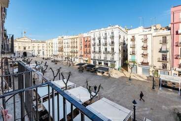 پانسیون Hostal Forum Tarragona