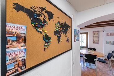 پانسیون Hostal Forum Tarragona