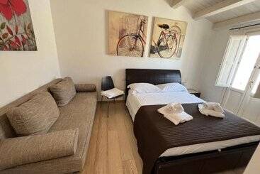 پانسیون Plaza Rooms