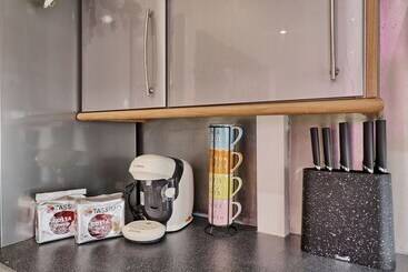 اقامتگاه Big 3bed 2bath House Tropical Oasis Pet Friendly!