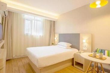 Hanting Hotel Baotou Donghe Railway Station