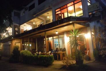 Antonios Pension House