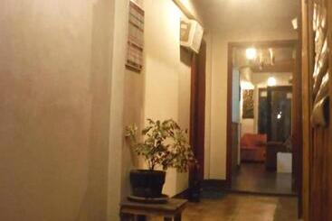 Antonios Pension House
