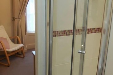 تختخواب و صبحانه Pincerna Rooms
