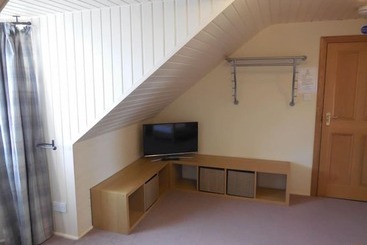 تختخواب و صبحانه Pincerna Rooms