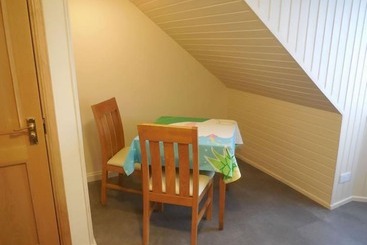 تختخواب و صبحانه Pincerna Rooms