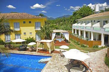 簡易ホテル Imperatriz Paraty