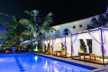 簡易ホテル Imperatriz Paraty