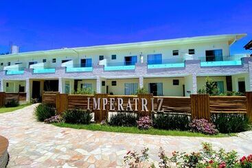簡易ホテル Imperatriz Paraty
