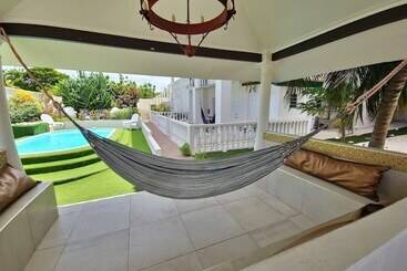 Adonai Hotel Boutique