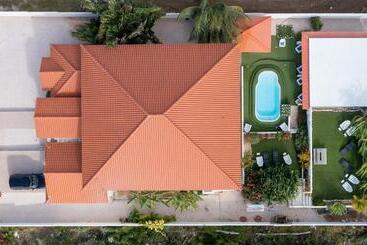 Adonai Hotel Boutique