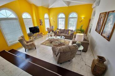 Adonai Hotel Boutique