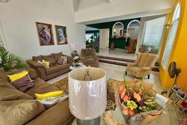 Adonai Hotel Boutique