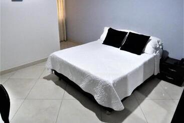 هتل Campestre Santa Catalina