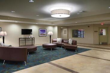 هتل Candlewood Suites   Newark South   University Area, An Ihg
